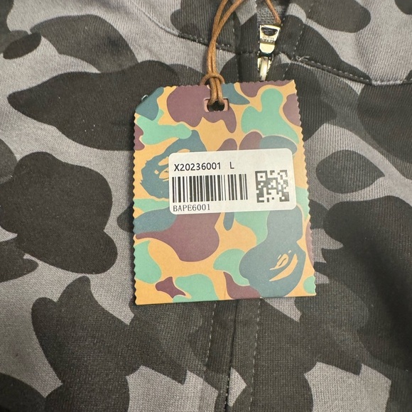 Bape Full Face Zip Shark Jacket Gray Camo ABC Men’s Large - Picture 4 of 9